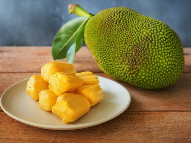 Premium Raw Green Jackfruit (Kachcha Fanas)