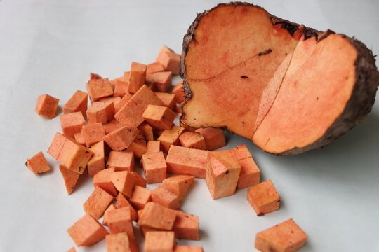 Premium Elephant Foot Yam (Suran / Jimikand)